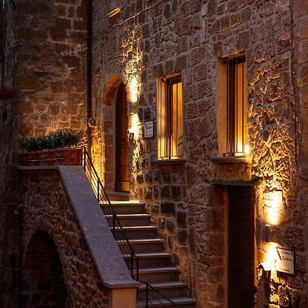 Le Stanze Di Teodorico Apartment Orvieto Bagian luar foto