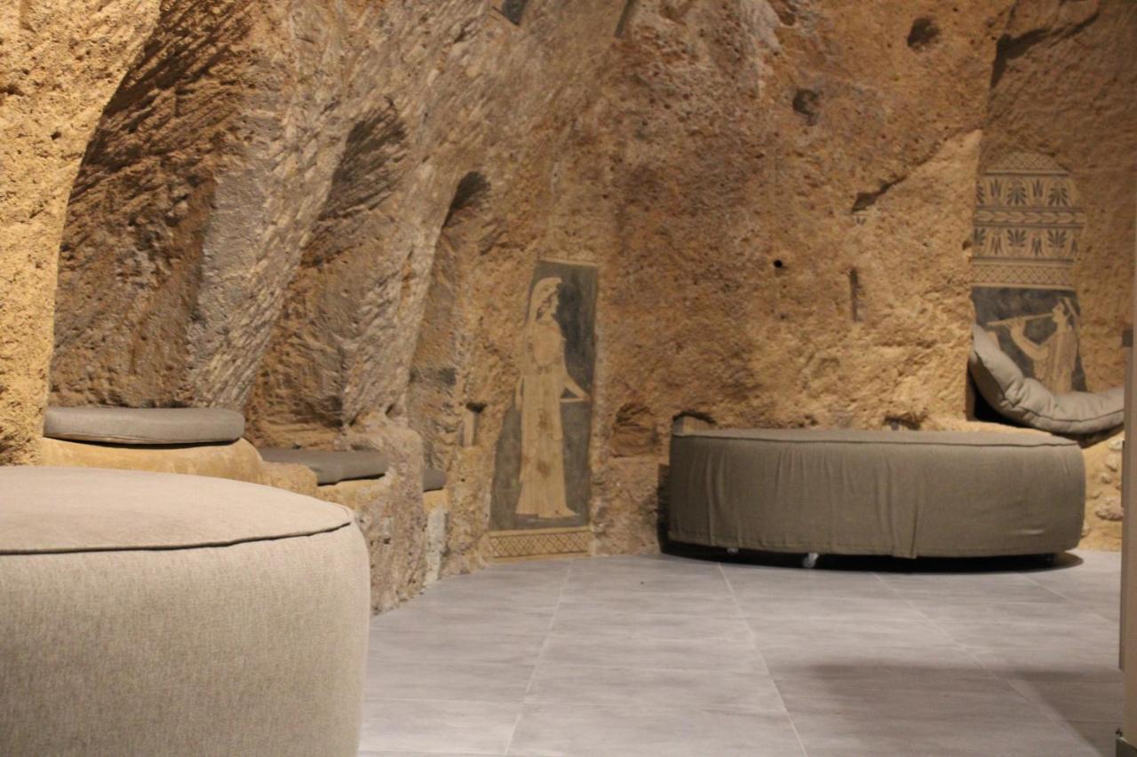 Le Stanze Di Teodorico Apartment Orvieto Bagian luar foto